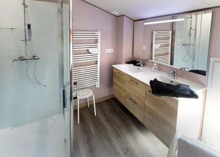 La Haute Preze & Golffrance Rouzède